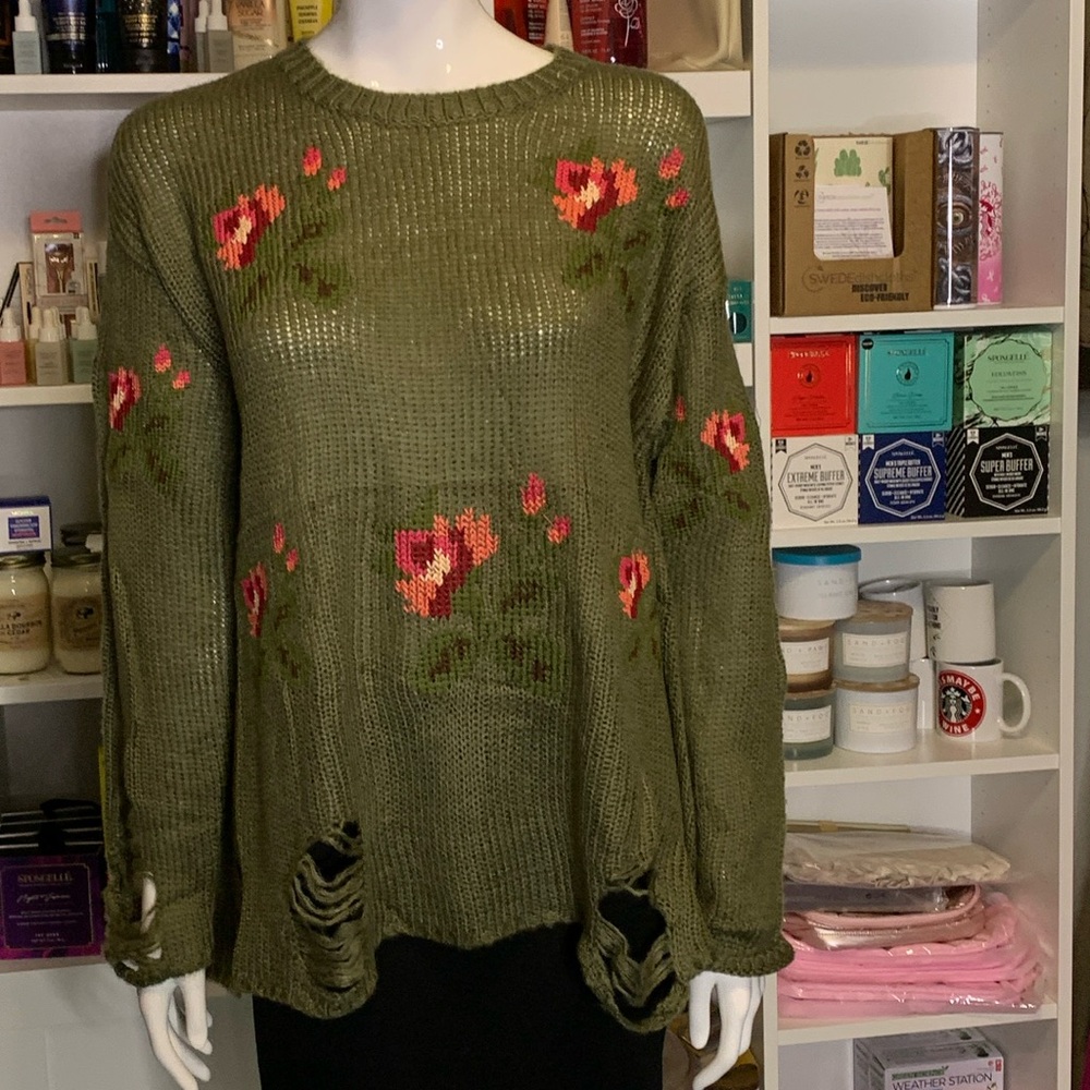 Davi & Dani Embroidered Distress Sweater